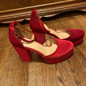 bill blass platforms